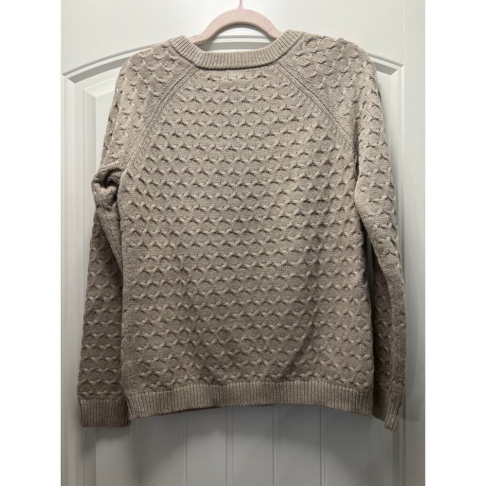 NWOT Old Navy Women’s Crew Neck Waffle Knit Long Sleeve Sweater Size M Beige - Picture 4 of 4